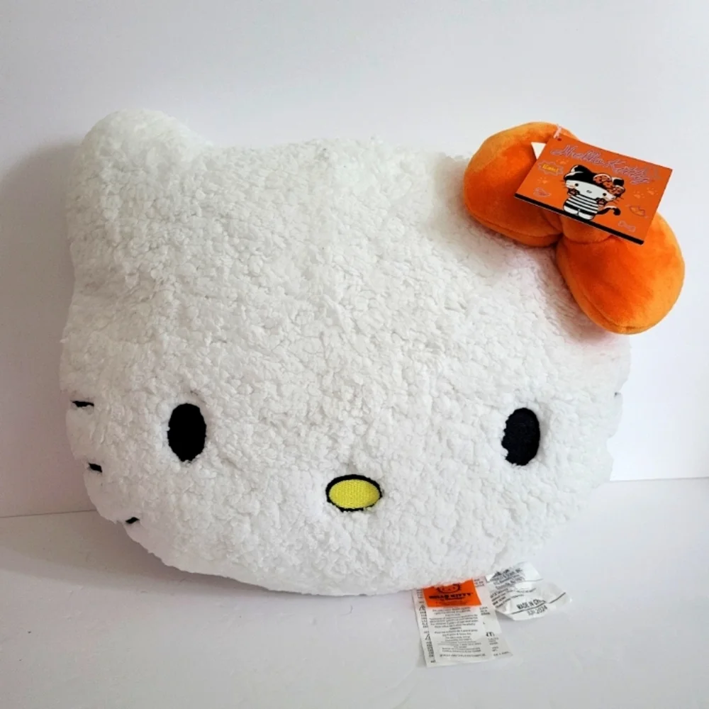 Brand new with tags Hello Kitty halloween pillow